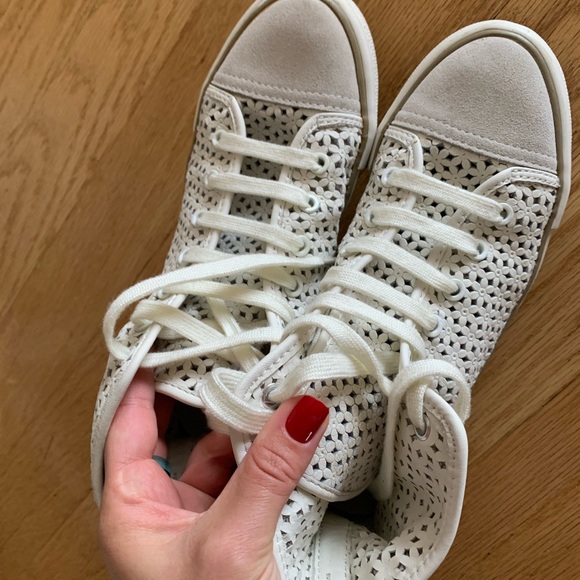 Tory Burch leather hight top sneakers - Picture 2 of 7